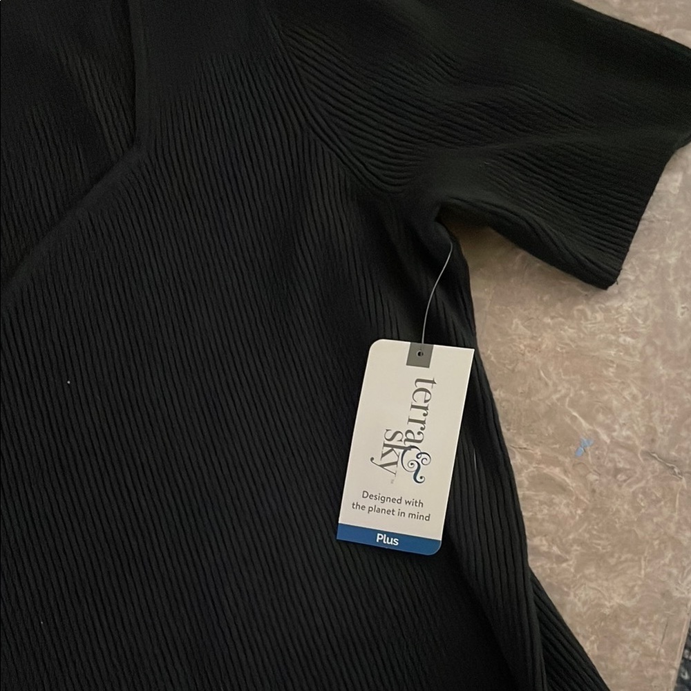 Terra & Sky Black Ribbed Short Sleeve T-Shirt